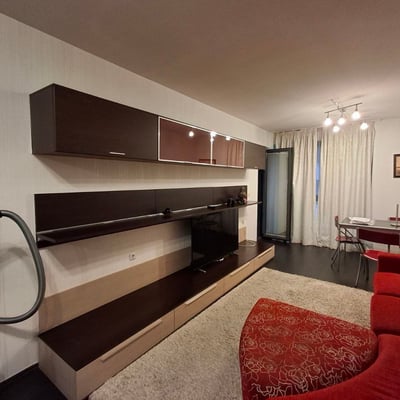 Vermietung einer stilvollen 3-Zimmer-Wohnung, 95 m², Stadtzentrum, Varna, Bulgarien